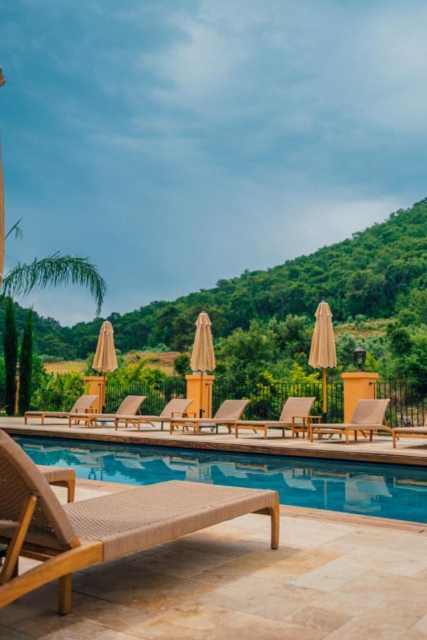 The Remote Hotel ซารีเจอร์เม ภายนอก รูปภาพ
